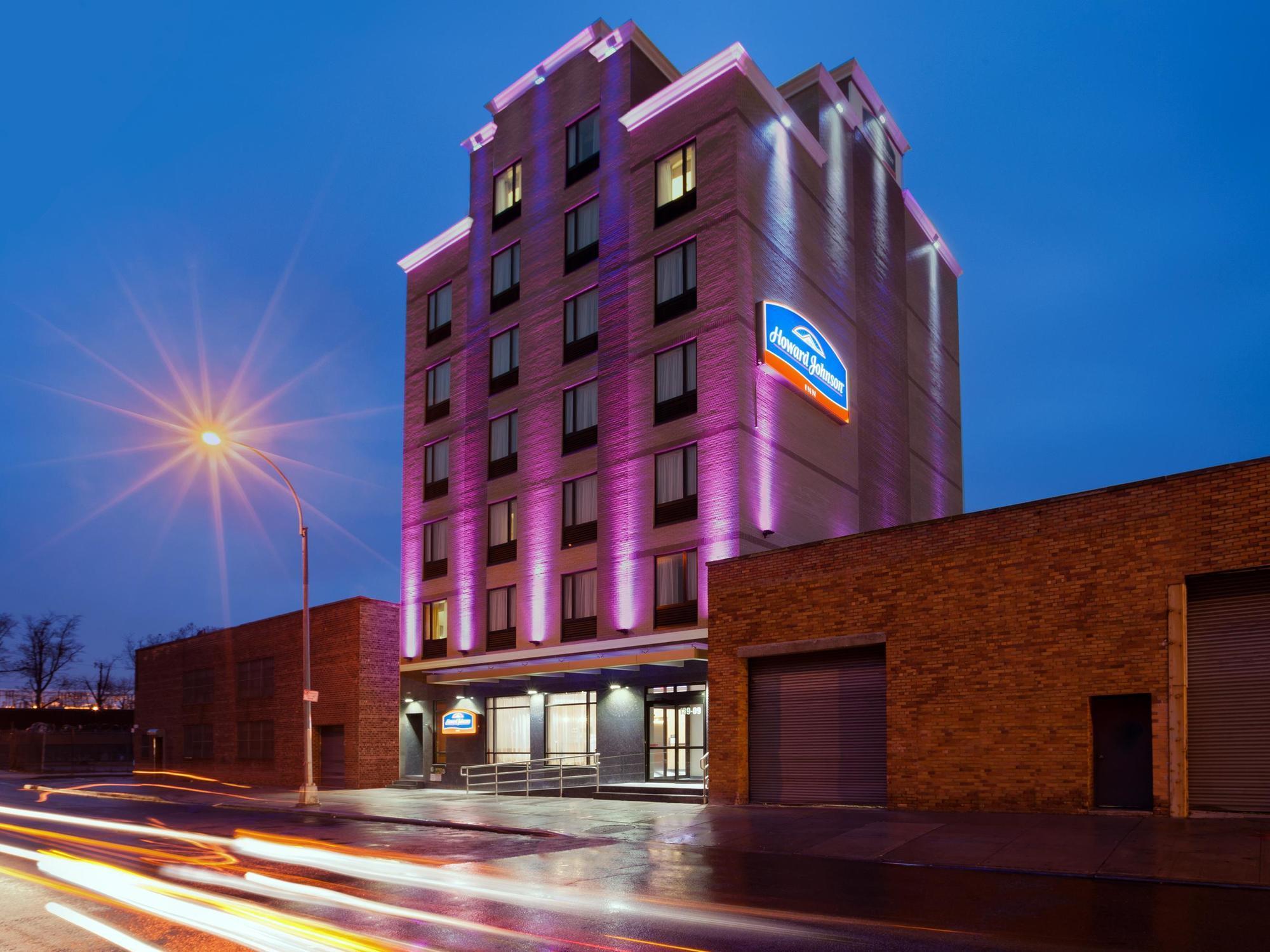 Howard Johnson By Wyndham Jamaica Ny Near Airtrain Jfk New York Bagian luar foto