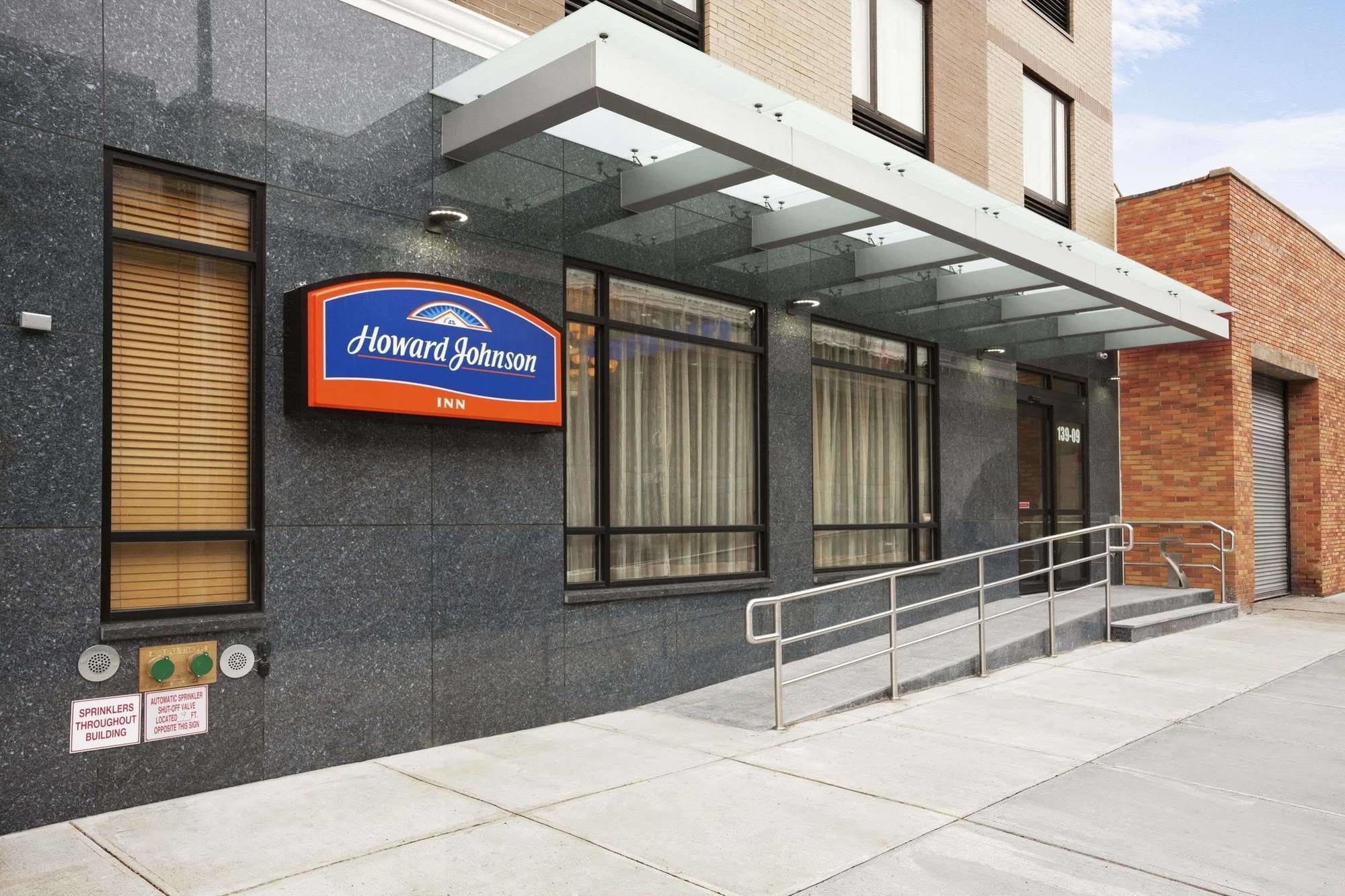Howard Johnson By Wyndham Jamaica Ny Near Airtrain Jfk New York Bagian luar foto